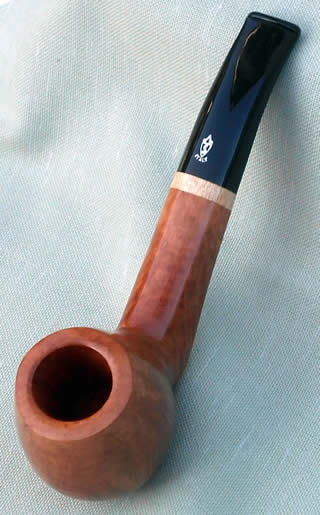 Savinelli’s “Briar Line” a new series of superior quality briar ‘free hand’ pipes